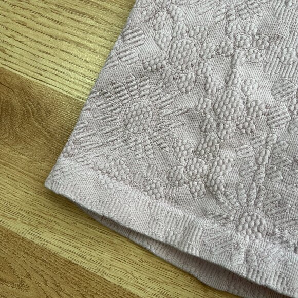 SOLD OUT Aerie Offline Seamless Floral 7" Bike Shorts Warm Pink Size Medium M - Picture 6 of 9